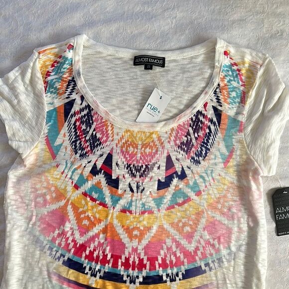 Almost Famous Women's Multicolor Fringe Top Bohemian Plus Size 2X - Picture 2 of 9